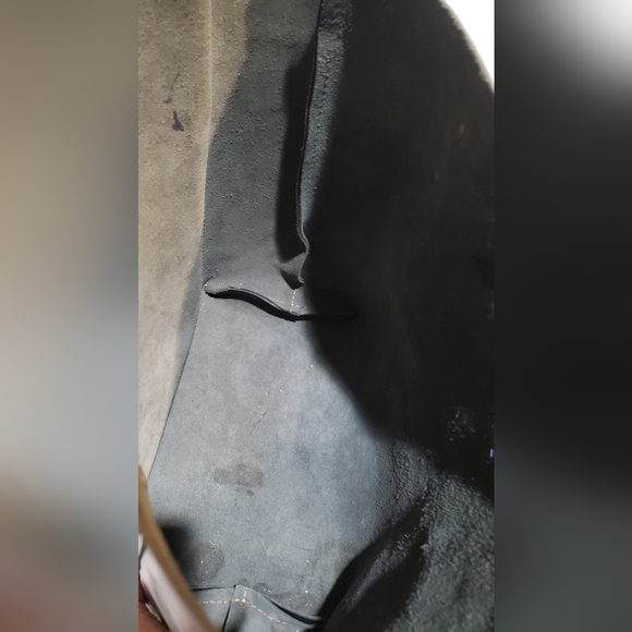 EUC Uwakstar Designs Leather black & tan medium tote - Picture 6 of 6